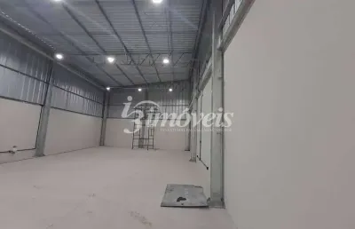 Galpão comercial para locação anual, novo, 350,00 m² privativos, 3 banheiros, mezanino, bairro são judas, itajaí-sc