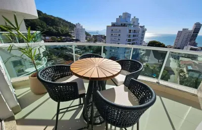 Cobertura semimobiliada para locação, 5 suítes, 4 vagas de garagem, edifício splendid etoile, bairro cabeçudas, itajaí - sc