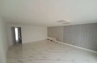 Sala comercial para locação anual, 200² privativos, divididas em salas com paredes de drywall,  2 banheiros, no bairro vila operária, itajaí-sc.