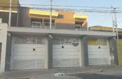'sobrado novo a venda: 3 dormitorios, 1 suite e 2 vagas – 120m2 de conforto!'