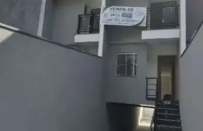Casa sobrado a venda com 3 dormitorios, 4 vagas de garagem, 3 banheiros na cidade lider.