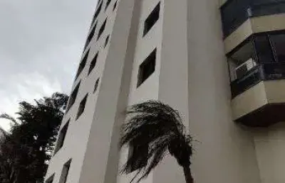 Imovel bem localizado, com toda a melhor infraestrutura de sao paulo, no tradicional bairro da vila mariana, e facil acesso a rua vergueiro, estacao do metro ana rosa .  o imovel e na cobertura, com u