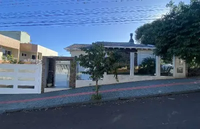 Casa com 3 quartos à venda na rua cuba - e, 335, líder, chapecó por r$ 1.700.000