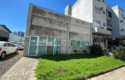 Sala comercial para alugar na sady de marco, 64, jardim itália, chapecó por r$ 11.400