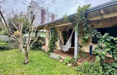 Casa com 3 quartos à venda na jardim europa, 108, maria goretti, chapecó por r$ 680.000