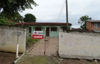 Casa com 4 quartos à venda na Avenida Brasil, 2422, Iguaçu, Araucária