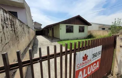 Casa com 3 quartos para alugar na Rua Adilha Saad, 450, Porto das Laranjeiras, Araucária