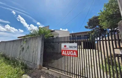 Casa com 6 quartos para alugar na Rua Jandaia do Sul, 102, Iguaçu, Araucária