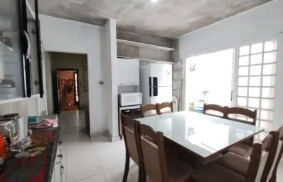 Casa com 2 quartos à venda na Rua Álvares Machado, Vila Bocaina, Mauá