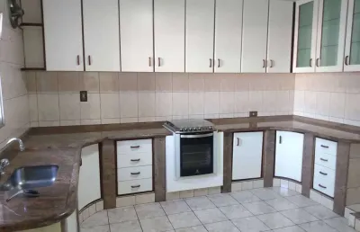 Casa com 3 quartos à venda na Rua Ipê, Jardim Estrela, Mauá