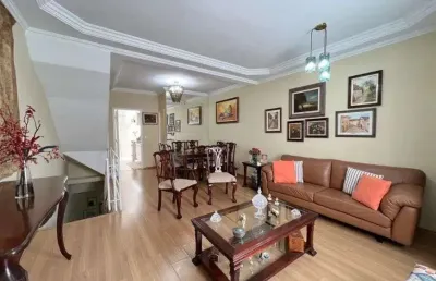 Monte kemel : sobrado em condomínio com 157 m² com 3 dormitórios, sendo 1 suíte, 2 vagas.