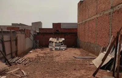 Terreno à venda no Jardim dos Jequitibás, Limeira 