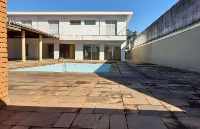 Casa com 5 quartos à venda na Vila Claudia, Limeira 