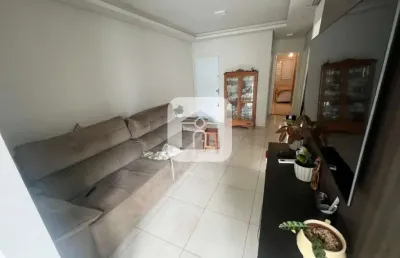Casa em condomínio fechado com 3 quartos à venda no Jardim Califórnia, Uberlândia 