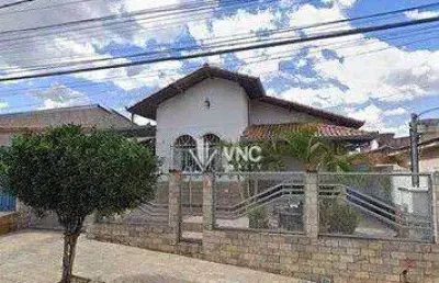Casa com 3 dormitórios à venda, 168m² por r$750.000,00 - bom retiro - betim/mg