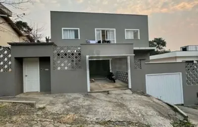 Casa 3 quartos e 2 suítes no bairro lote seis ao lado do centro de criciúma