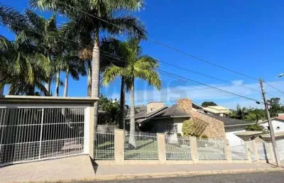 Casa com 3 quartos à venda no rio maina, criciúma , 236 m2 por r$ 1.249.000