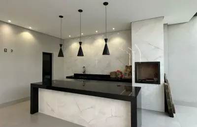 Casa com 3 quartos à venda na Rua Samambaia, Jardim Brasília, Uberlândia