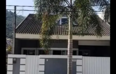 Casa em condomínio fechado com 2 quartos à venda na estrada do cafundá, tanque, rio de janeiro, 170 m2 por r$ 520.000