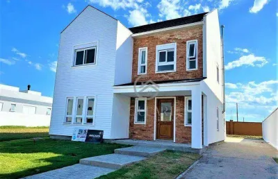 Linda casa com 3 suítes, semi mobiliada no alphaville