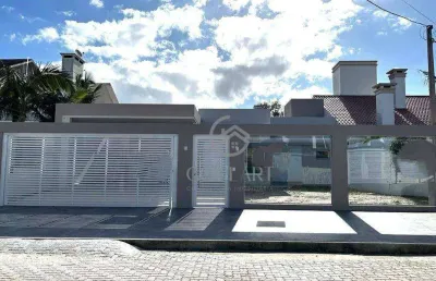 Linda casa térrea com com 3 suítes nunca habitada no laranjal