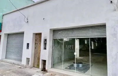Prédio à venda na Avenida Duque de Caxias, Fragata, Pelotas