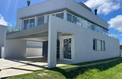 Casa em condomínio fechado com 3 quartos à venda na Avenida Adolfo Fetter, Laranjal, Pelotas