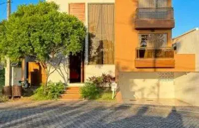 Imóvel para venda tem 210 metros quadrados com 4 quartos em urucunema - eusébio - ce