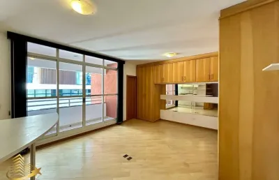 Studio semi mobiliado com sacada e 1 vaga - bigorrilho