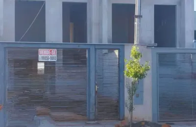 Casa com 3 quartos à venda no Jardim Roma, Londrina 