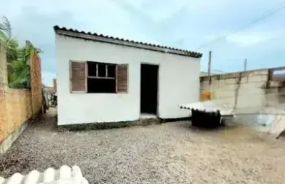Excelente casa à venda no bairro jardim beira mar, em capão da canoa!