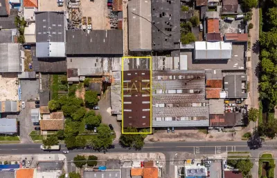 <p>barracão no boqueirão com 800m² em terreno de 1.100 m², zona de serviço 1</p>