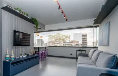 <p> oportunidade imperdível no centro de curitiba! moderno, tecnológico e mobiliado completo!</p>