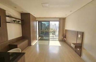 <p>studio com sacada, vaga de garagem, portaria 24h, proximo ao shopping estação</p>
