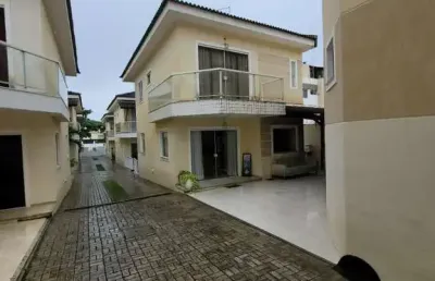 Casa com 4 quartos à venda na praça santo amaro de ipitanga, ipitanga, lauro de freitas por r$ 685.000