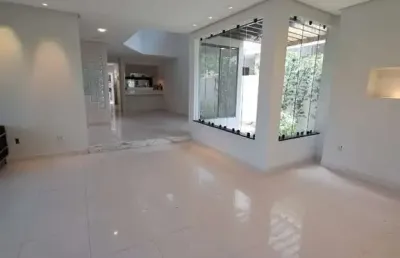 Casa com 4 quartos à venda na centro, centro, lauro de freitas por r$ 1.300.000