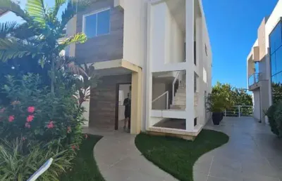 Casa com 4 quartos à venda na rua osvaldo b pitangueiras, pitangueiras, lauro de freitas por r$ 890.000