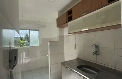 Apartamento condomínio ipitanga 2/4 centro lauro de freitas
