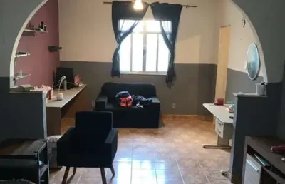 Casa à venda na rua barão de tefé, jardim vinte e cinco de agosto, duque de caxias - rj