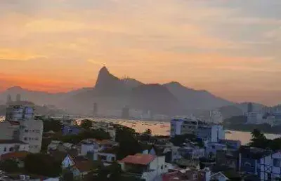 Apartamento à venda na avenida são sebastião, urca, rio de janeiro - rj
