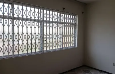 Casa para alugar na rua carlos maximiliano, vila centenário, duque de caxias - rj