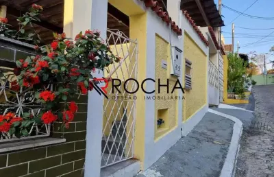 Casa de vila à venda na rua das rosas, vila valqueire, rio de janeiro - rj