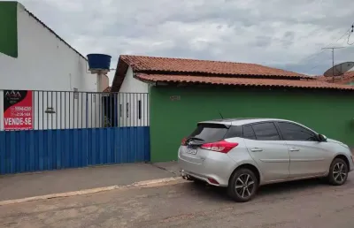 Casa térrea  à venda no bairro 15 de maio- várzea grande