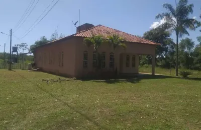 Aluga-se chácara residencial na região do distrito industrial