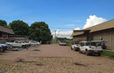 Barracão / Galpão / Depósito com 5 salas para alugar na Rua A, 2980, Distrito Industrial, Cuiabá
