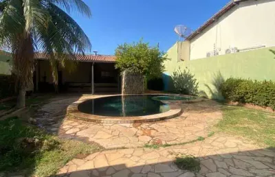 Casa com piscina para venda cpa 2  próximo avenida brasil