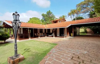 Linda! chácara de frente para o lago com 4 suítes à venda, 2500 m² por r$ 1.390.000 - terras de itaici - indaiatuba/sp