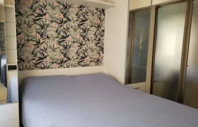 Apartamento 03 d ,com 55 m2 , condomínio fechado e 02 vagas.quitado.
