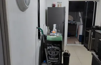 Apartamento 02 dormitórios e box na domingos martins.