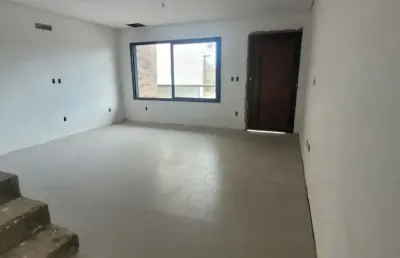 Casa 03 d, suite master com closet, bh social, sacada.